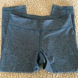 Under Armour cropped leggings